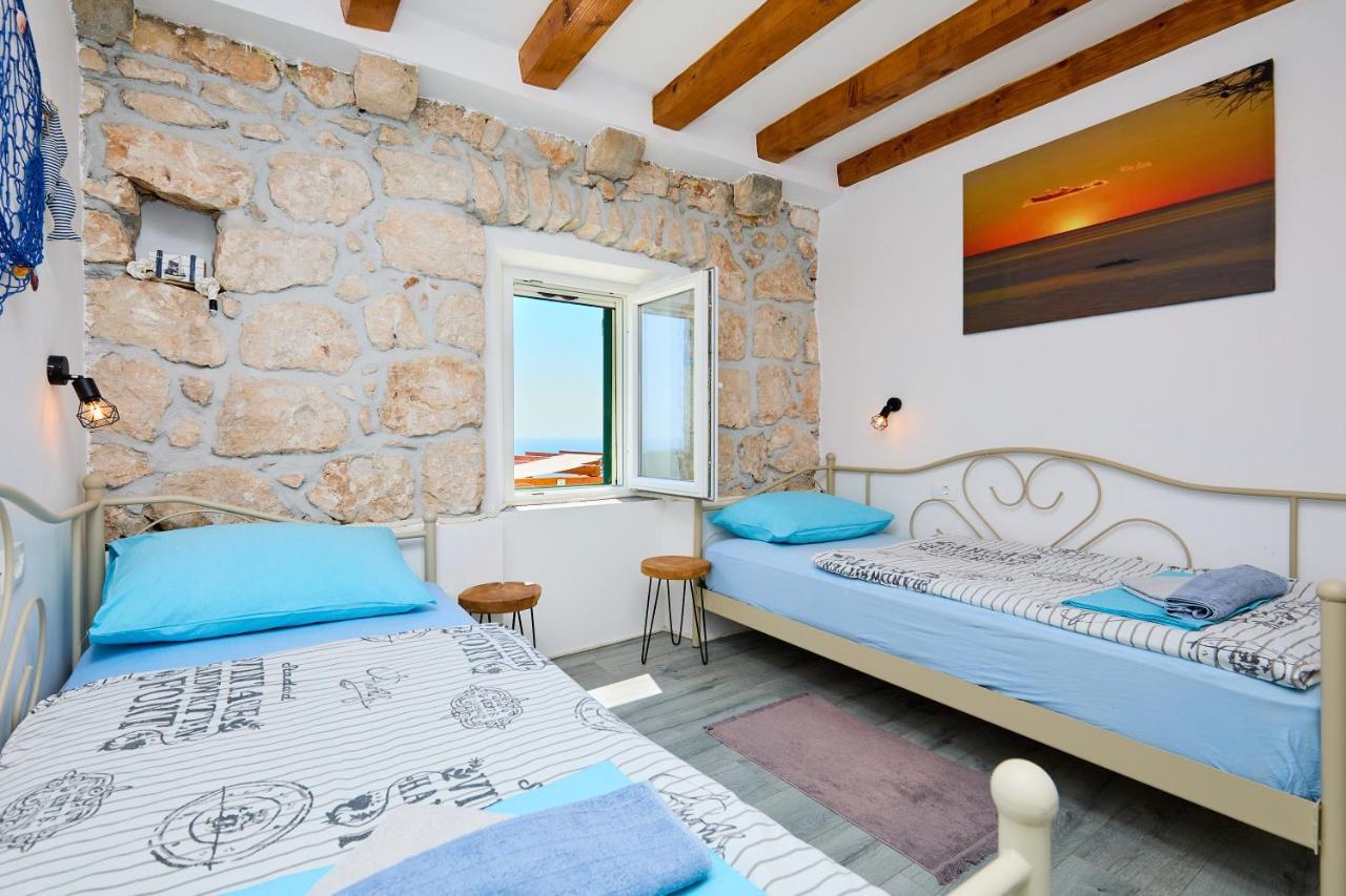 Stone House Biskup Apartment Babino Polje Bagian luar foto