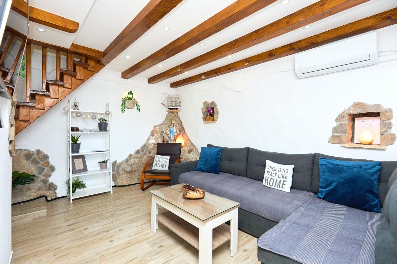 Stone House Biskup Apartment Babino Polje Bagian luar foto